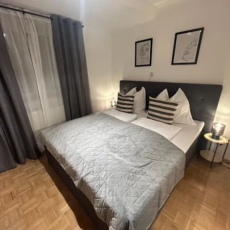 Apartment Luminous - Kostenloser Parkplatz , Stadt Naehe *